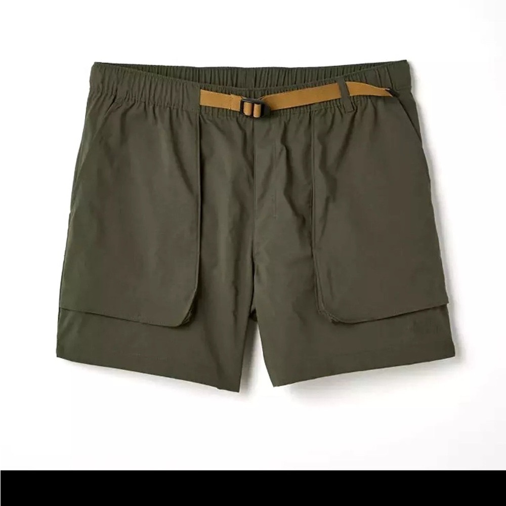 The North Face Men’s - Class V Ripstop Shorts - New Taupe Green in size Medium